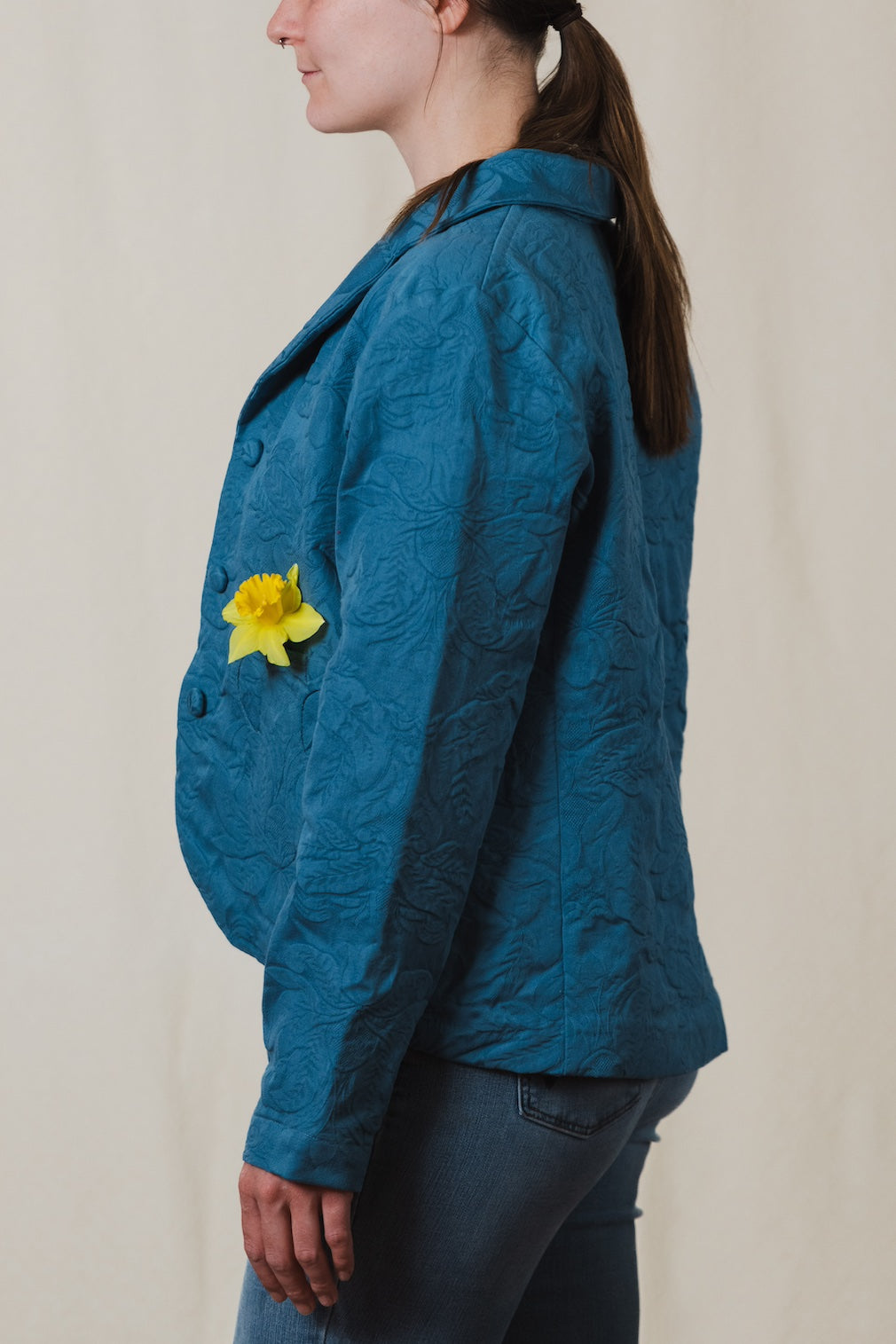 Damask Vase Jacket